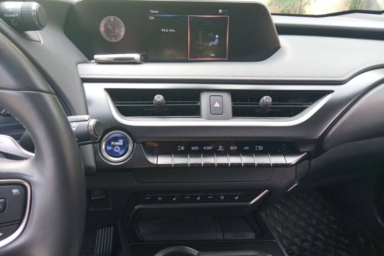 Used Lexus UX New Energy 2020 300e Pure·Joy Edition
