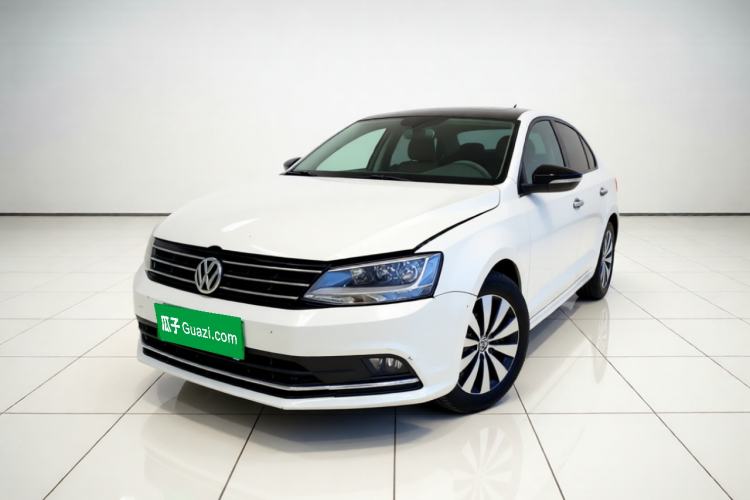 Used Volkswagen Sagitar 2017 230TSI Automatic Comfort Version