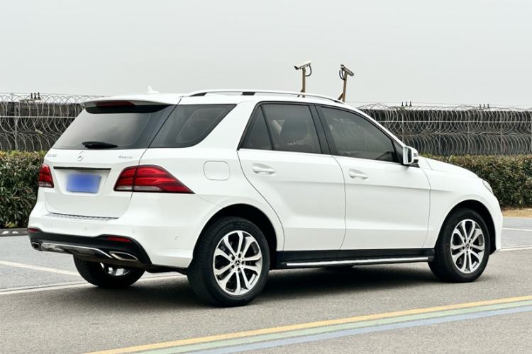 Used Mercedes-Benz GLE 2018 GLE 320 4MATIC Dynamic Edition Collector's Edition
