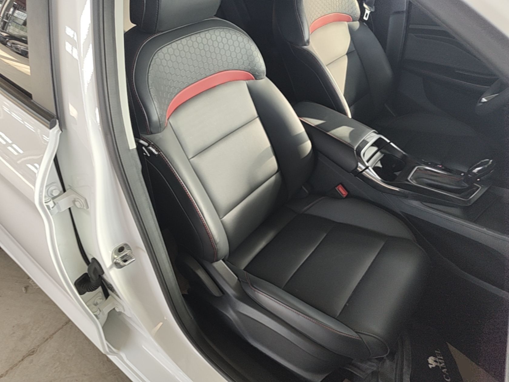 MG 5 2022 180 DVVT CVT Youth Luxury Edition — снимка 19