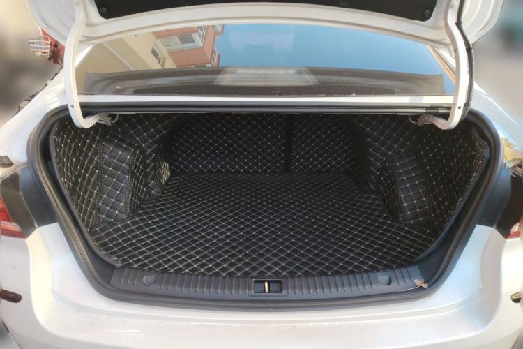 Used BAIC Beijing EU5 2018 R550 Smart Trend Edition
