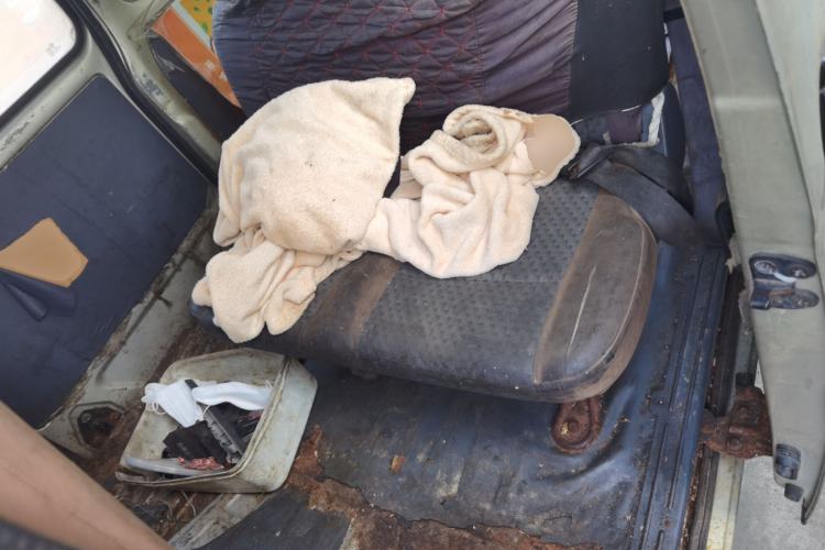 Used Wuling Zhiguang 2013 1.0L Practical Version Left Rear Seat