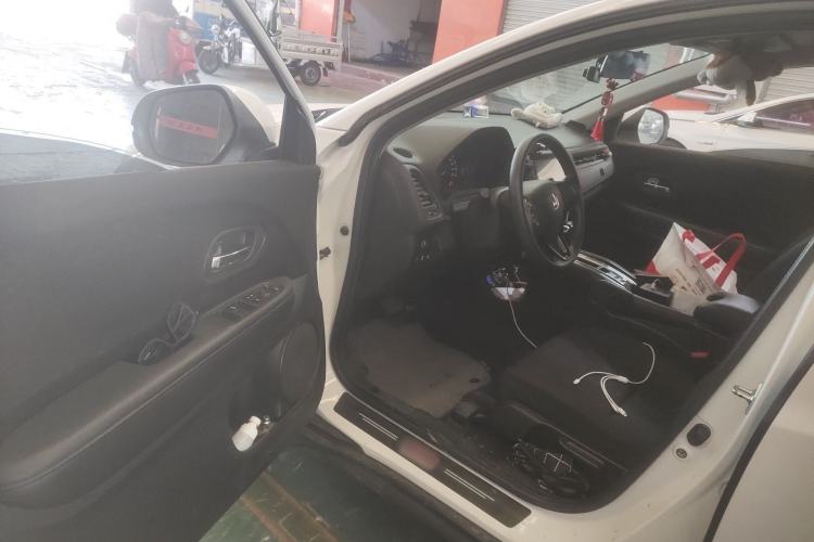 Used Honda Vezel 2020 220 TURBO CVT Elite Edition Driver Seat