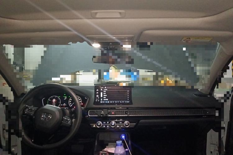 Used Honda Civic 2023 2.0L eHEV Pioneer Edition Center Console