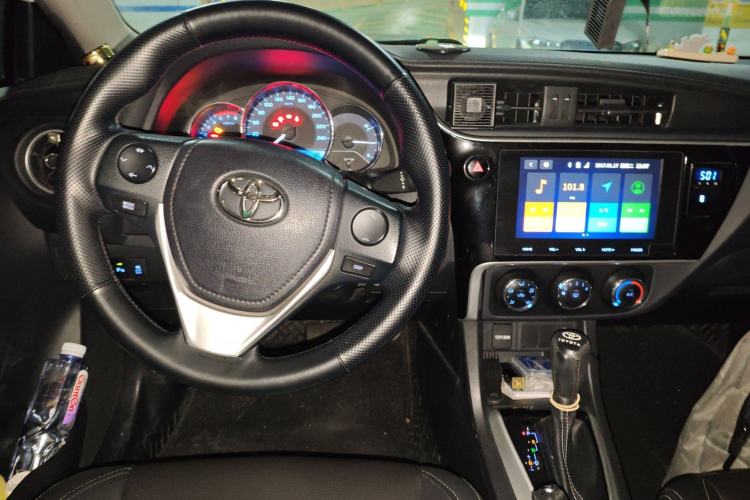 Used Toyota Levin 2018 185T CVT Luxury Edition Center Console