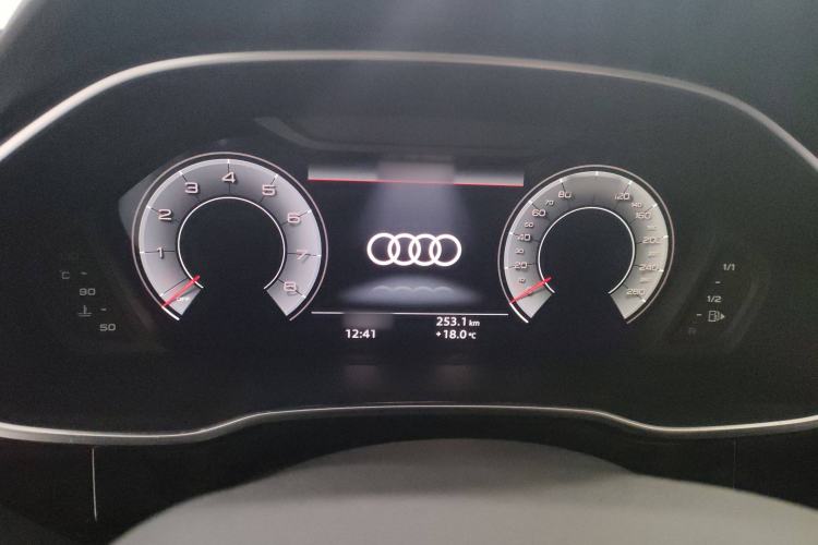 Used Audi Q3 2024 35 TFSI Fashion Dynamic Edition