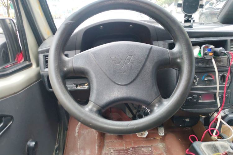Used Wuling Zhiguang 2013 1.0L Practical Version Steering Wheel