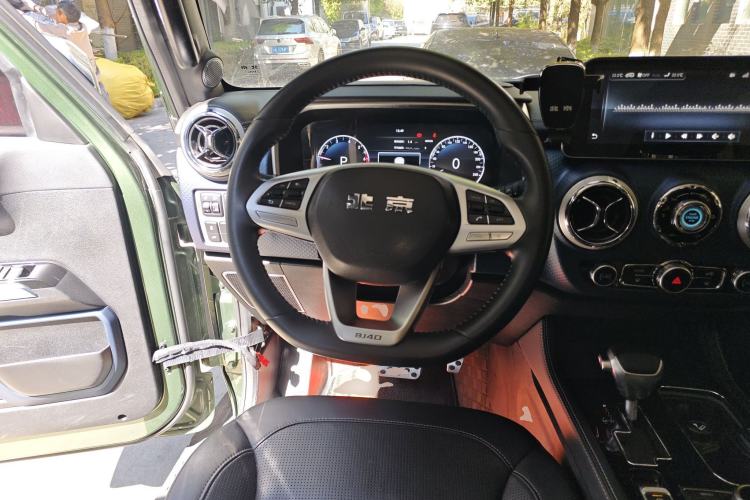 Used BAIC Off-Road BJ40 2020 2.3T Automatic Four-Wheel Drive Rainforest Expedition Edition Steering Wheel