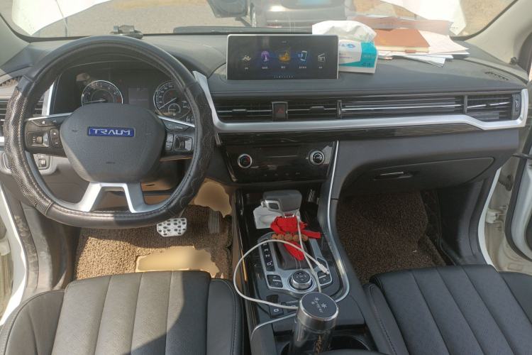 Used TRAUM SEEK 5 2018 1.5T Automatic Lingzhi Edition Center Console