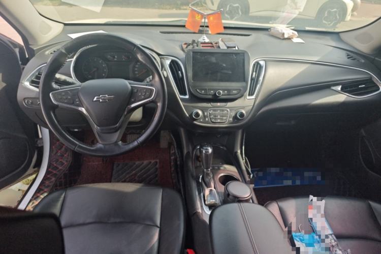 Used Chevrolet Malibu XL 2018 530T Automatic RuiChi Edition Center Console