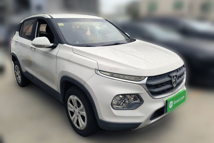 Used Baojun 510 2017 1.5L manual Comfort trim
