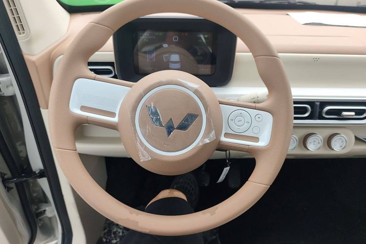 Used Wuling Hongguang MINIEV 2024 3rd Generation 215km Youth Edition