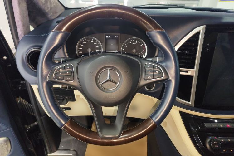 Used Mercedes-Benz Vito 2020 2.0T Elite Version 7 Seats