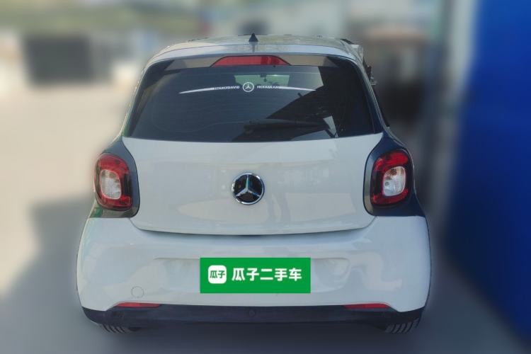 Used smart forfour 2016 1.0L 52 kW Passion Edition
