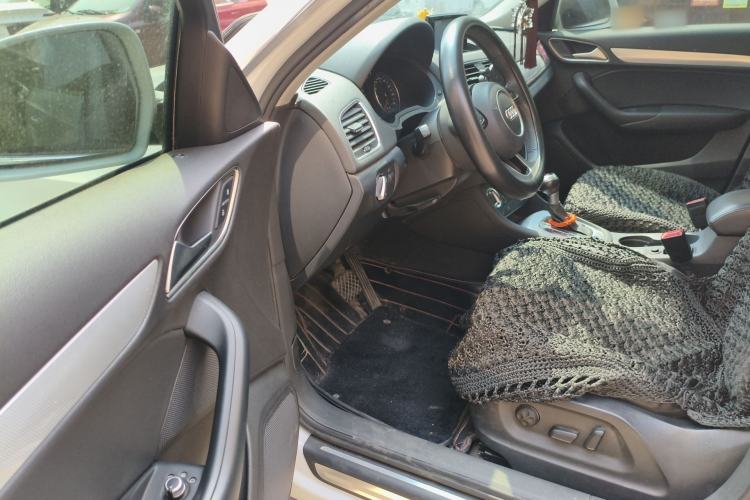 Used Audi Q3 2015 35 TFSI Comfort Model Driver Seat