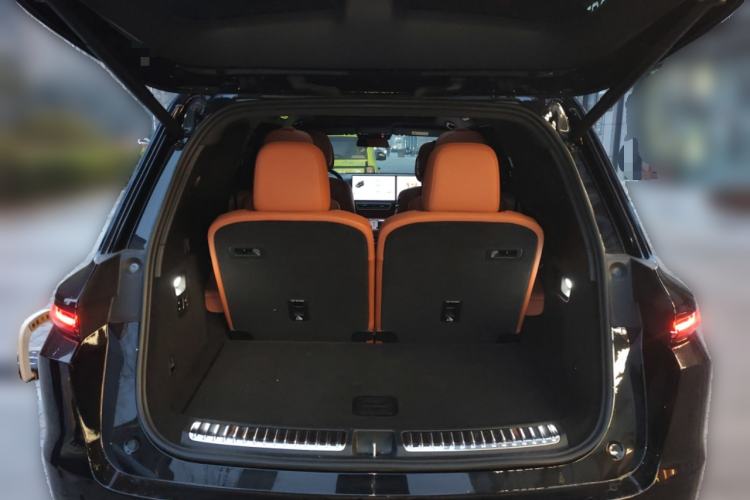 Used Li Auto L9 2024 Pro Model
