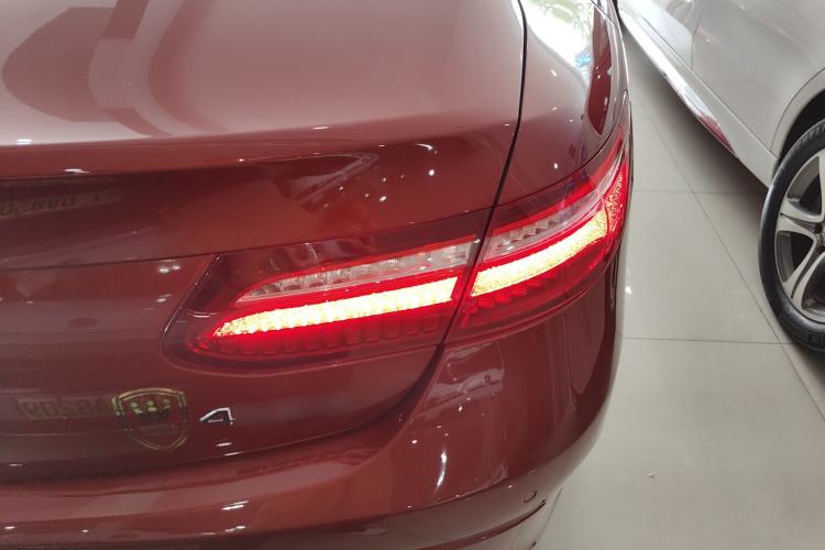 Used Mercedes-Benz E-Class 2019 E 200 4MATIC Coupe Exterior 2