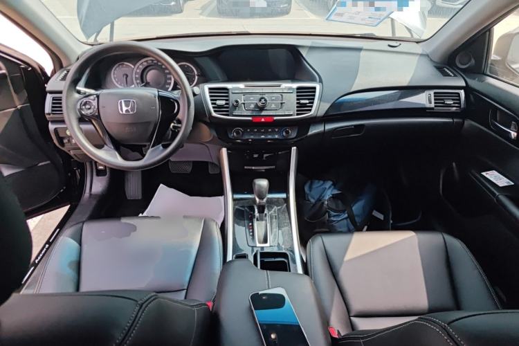 Used Honda Accord 2016 2.0L Comfort Edition
