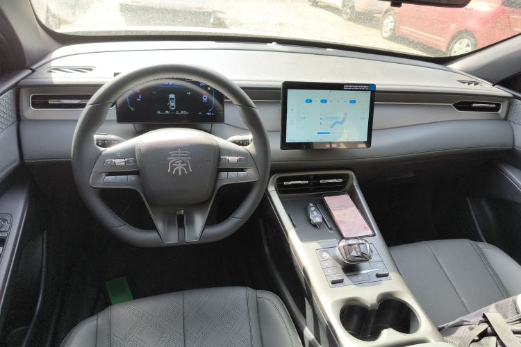 Used BYD Qin PLUS 2025 DM-i Smart Drive 55KM Leading Model
