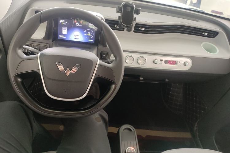 Used Wuling Hongguang MINIEV 2021 Macaron Premium Model – Lithium Iron Phosphate
