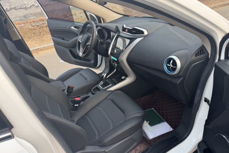 Used BYD Yuan New Energy 2019 EV360 Smart Connect Leading Model