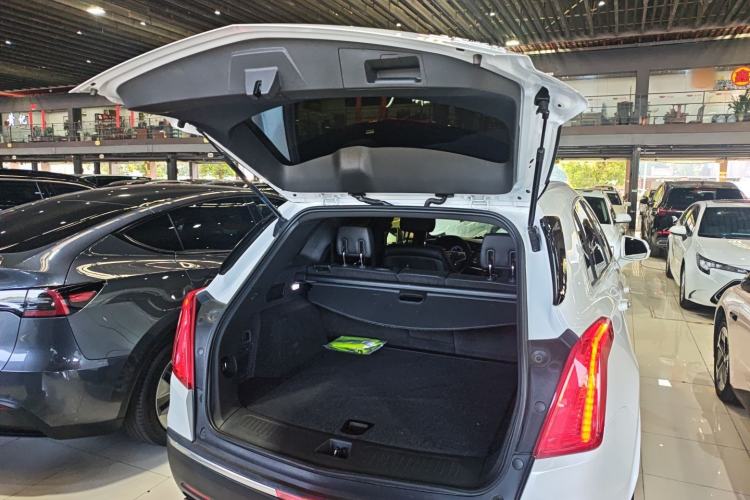 Used Cadillac XT5 2018 28E Four-Wheel Drive Tech Version
