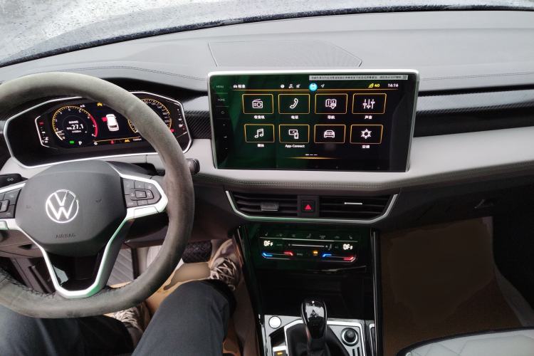 Used Volkswagen Tayron 2024 300TSI Two-Wheel-Drive Luxury Plus Advanced Version