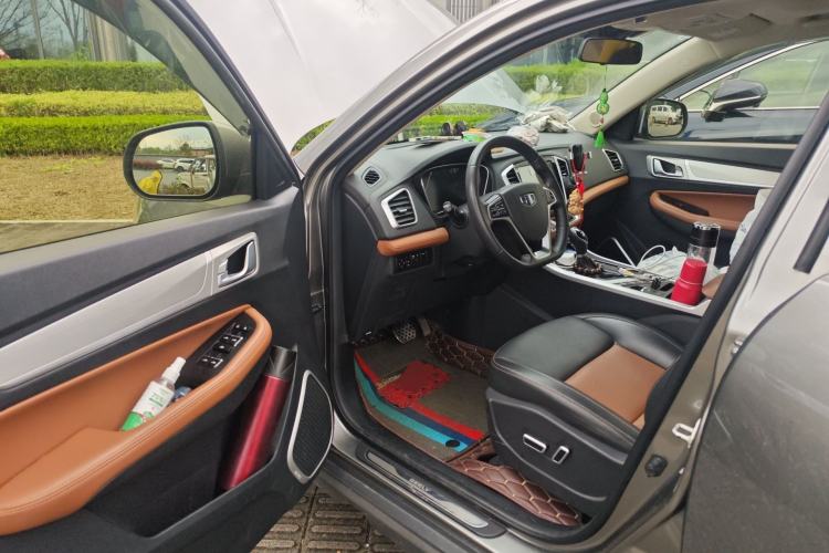 Used Geely Auto Vision X6 2018 1.4T CVT 4G Connected Flagship Edition
