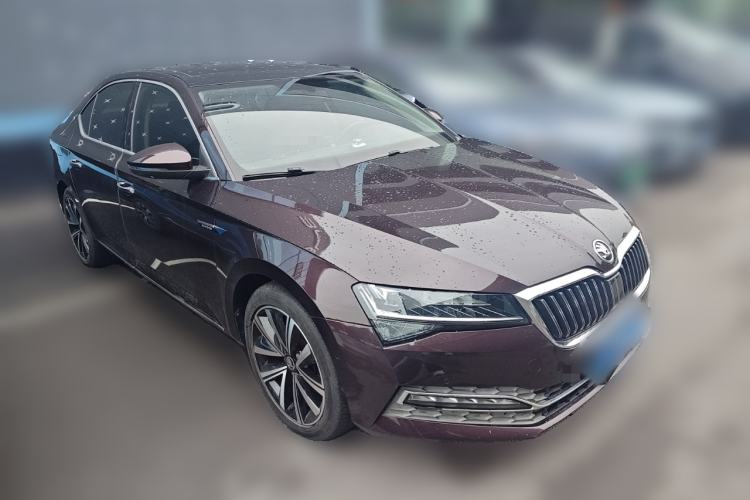 Used Skoda Superb 2019 TSI330 DSG Luxury Edition Front Right 45 Deg
