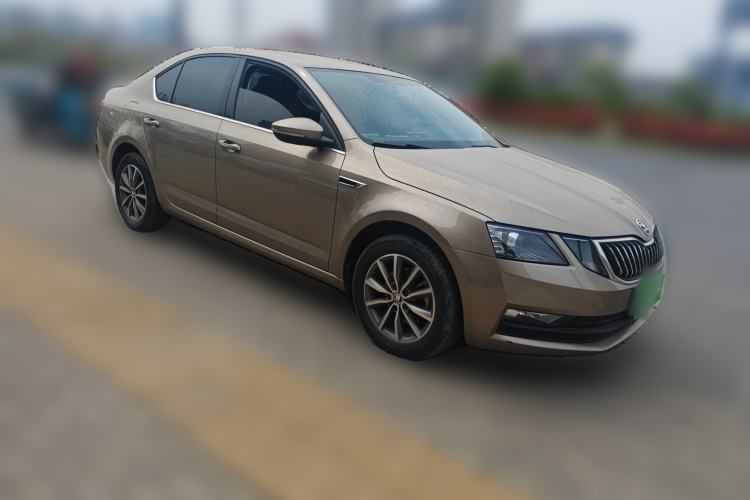 Used Skoda Octavia 2019 TSI230 DSG SmartDrive Comfort Edition China V Standard Front Right 45 Deg