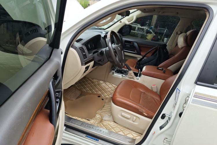 Used Toyota Land Cruiser  Driver Seat