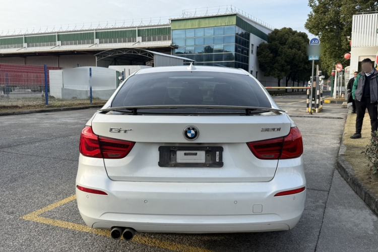 Used BMW 3 Series GT 2018 320i Sport Edition Exterior 4