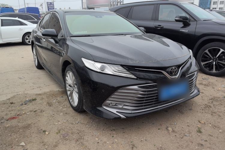 Used Toyota Camry 2018 2.5G Luxury Edition
