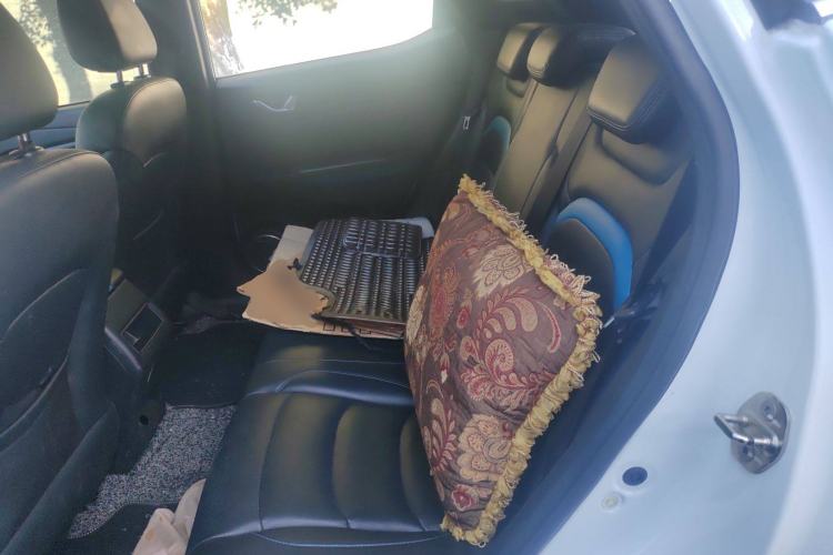 Used Dongfeng Fengon E3 2019 EV Zhiyue Model