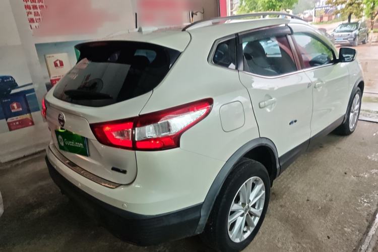 Used Nissan Qashqai 2017 2.0L CVT Elite Edition China V Standard Rear Right 45 Deg