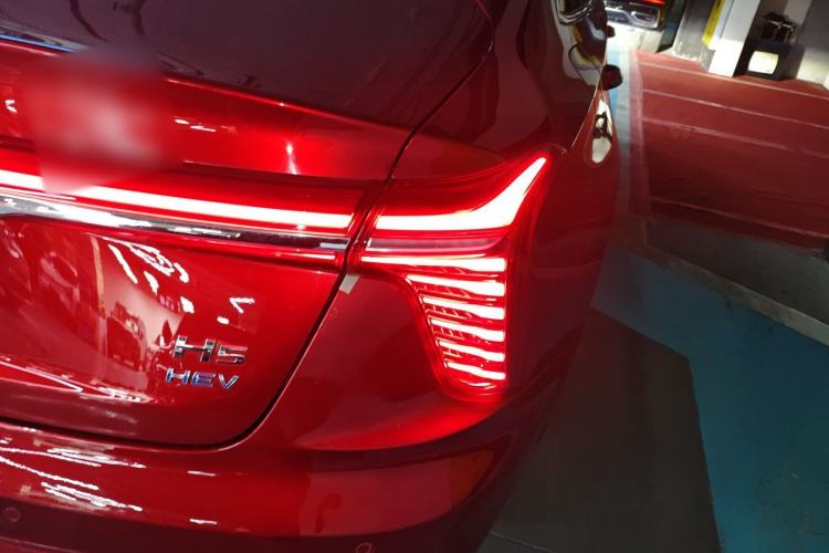 Used Hongqi H5 2023 1.5T HEV Smart Connect Flagship Edition
