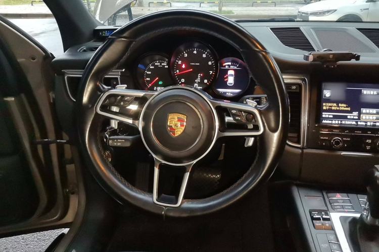 Used Porsche Macan 2014 Macan 2.0T Steering Wheel