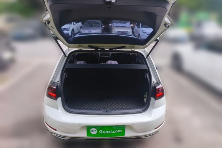 Used Volkswagen Golf 2020 Zhiai Edition 280TSI DSG Comfort Model Trunk