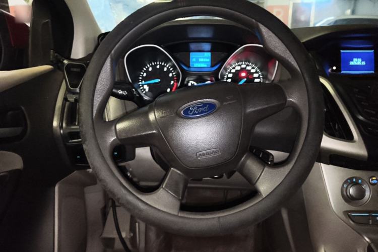 Used Ford Focus 2012 Sedan 1.6L Manual Comfort Model