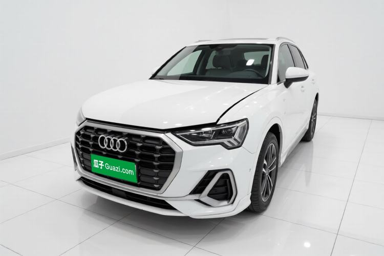 Used Audi Q3 2022 35 TFSI Fashion Dynamic Model
