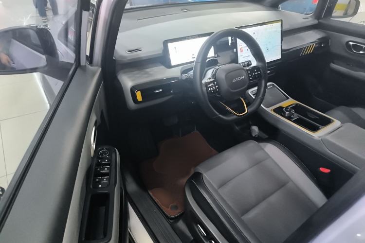 Used AION Y 2022 70 Tech Edition Lithium Iron Phosphate