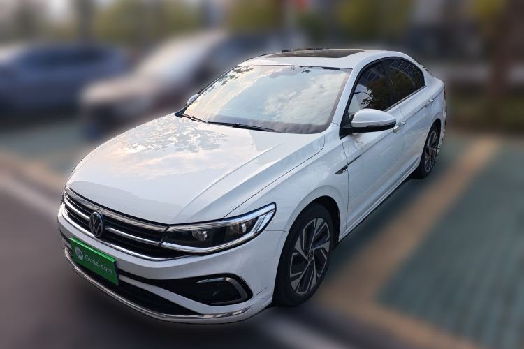 Used Volkswagen Bora 2023 300TSI DSG Prestige Edition