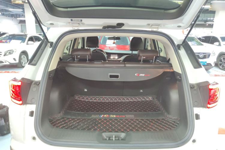 Used CHANGAN CS35PLUS 2019 1.6L Manual E-Link Upgrade Edition
