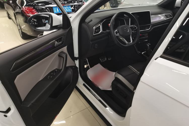 Used Volkswagen T-ROC 2023 300TSI DSG Two-Wheel-Drive Chen Guang Edition