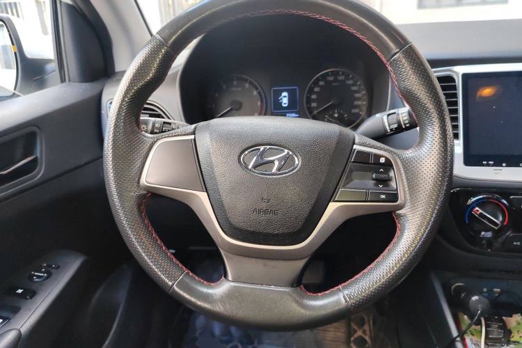 Used Hyundai Verna (new generation) 2016 1.4L Automatic Sport Edition