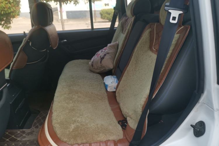 Used Leopaard Q6 2015 2.4L Manual 4x4 Excellence Edition
