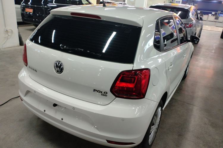 Used Volkswagen Polo 2016 1.6L Automatic Comfort Model Rear Right 45 Deg