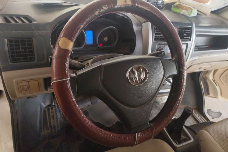 Used Nlmmotor Qiteng M70 2014 1.2L Entry-Level LJ469Q-AE2
