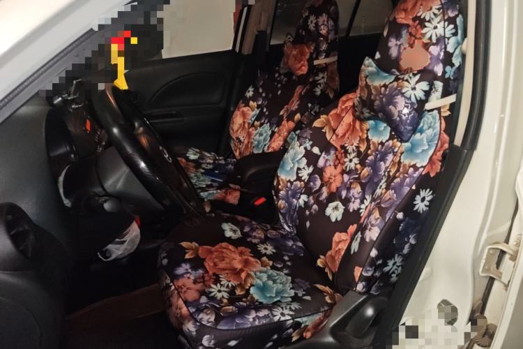 Used Nissan March 2015 1.2L Manual Easy-Enjoy Version
