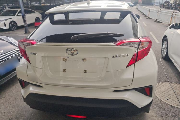 Used Toyota IZOA 2021 2.0L Yichi SPORT